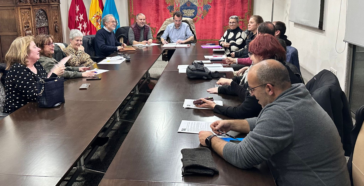 La reunión de la federación vecinal de Leganés con el Ayuntamiento sobre el presupuesto de 2024 acaba sin acuerdos