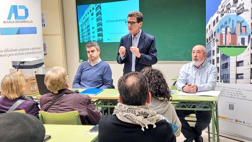 La AV Cisneros acusa al Ayuntamiento de Alcalá de Henares de estar más centrado en pelearse con el Gobierno central que en trabajar para su vecindad