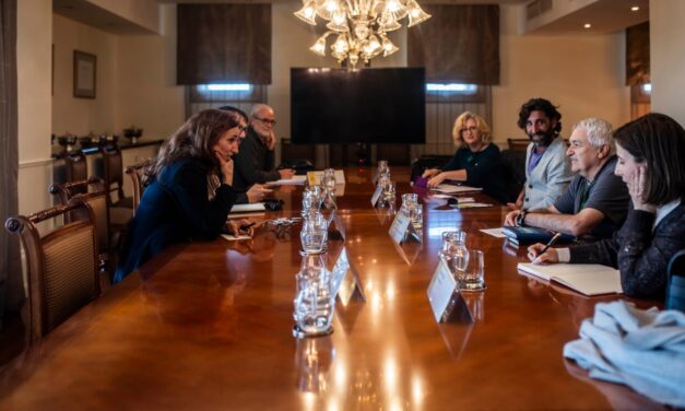 El movimiento No a la tala pide a la ministra de Sanidad una legislación que proteja el arbolado urbano por su impacto en la salud