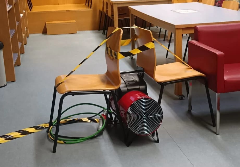 Las asociaciones vecinales de Villaverde exigen la reapertura del Centro Cultural Los Rosales y la reparación de las deficiencias de la biblioteca María Moliner