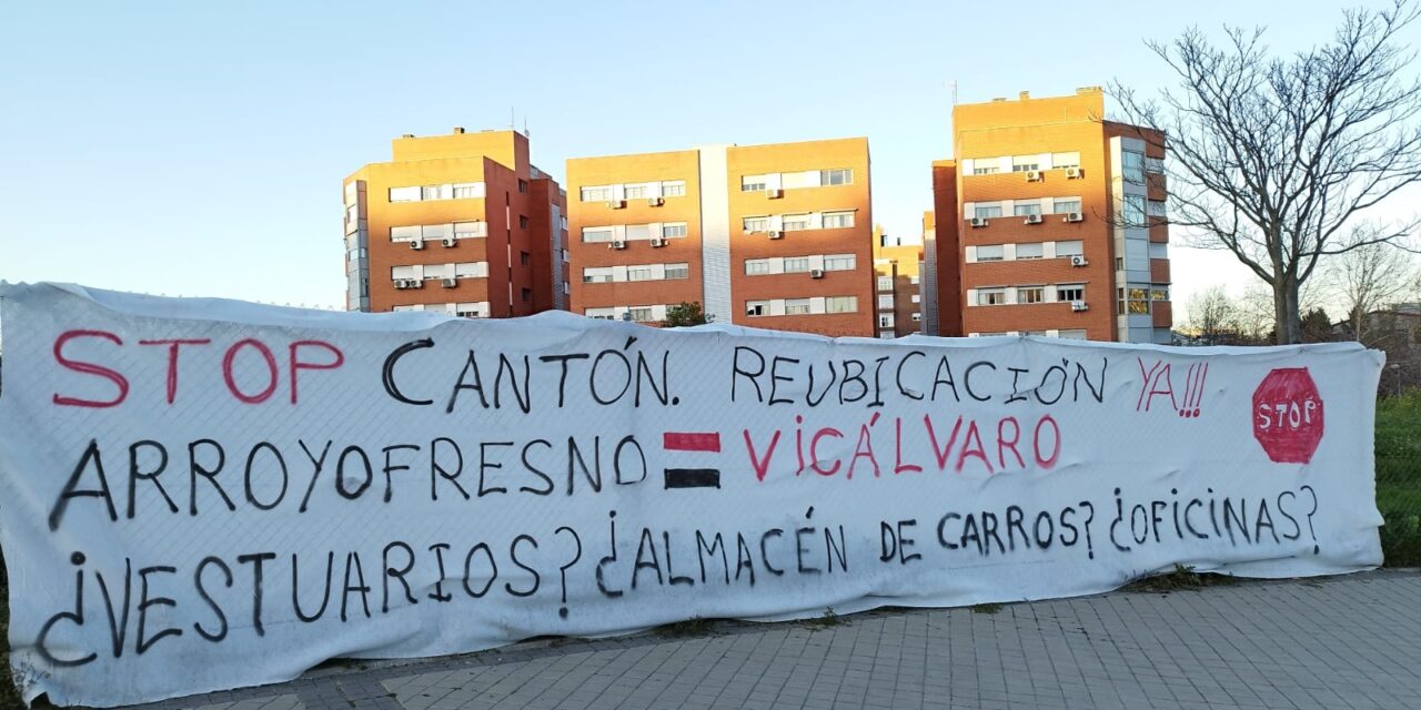 La plataforma de afectados por el cantón del parque forestal de Vicálvaro exige al Ayuntamiento que les envíe por escrito que solo albergará “vestuarios y almacén de carritos”