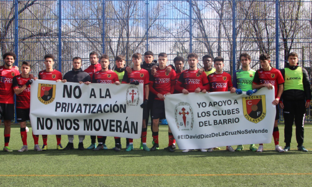 Más de 300 familias de los clubes Racing Villaverde y Santiago Apóstol acudirán al pleno de la Junta Municipal para pedir al concejal un nuevo acuerdo