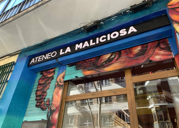 La oficina vecinal de afectados por los pisos turísticos abre una sede en Arganzuela