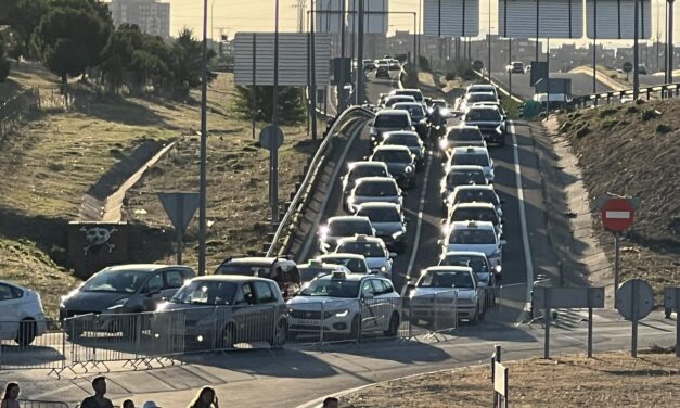 El plan de movilidad del Mad Cool convierte al barrio de Getafe Norte en el aparcamiento del festival