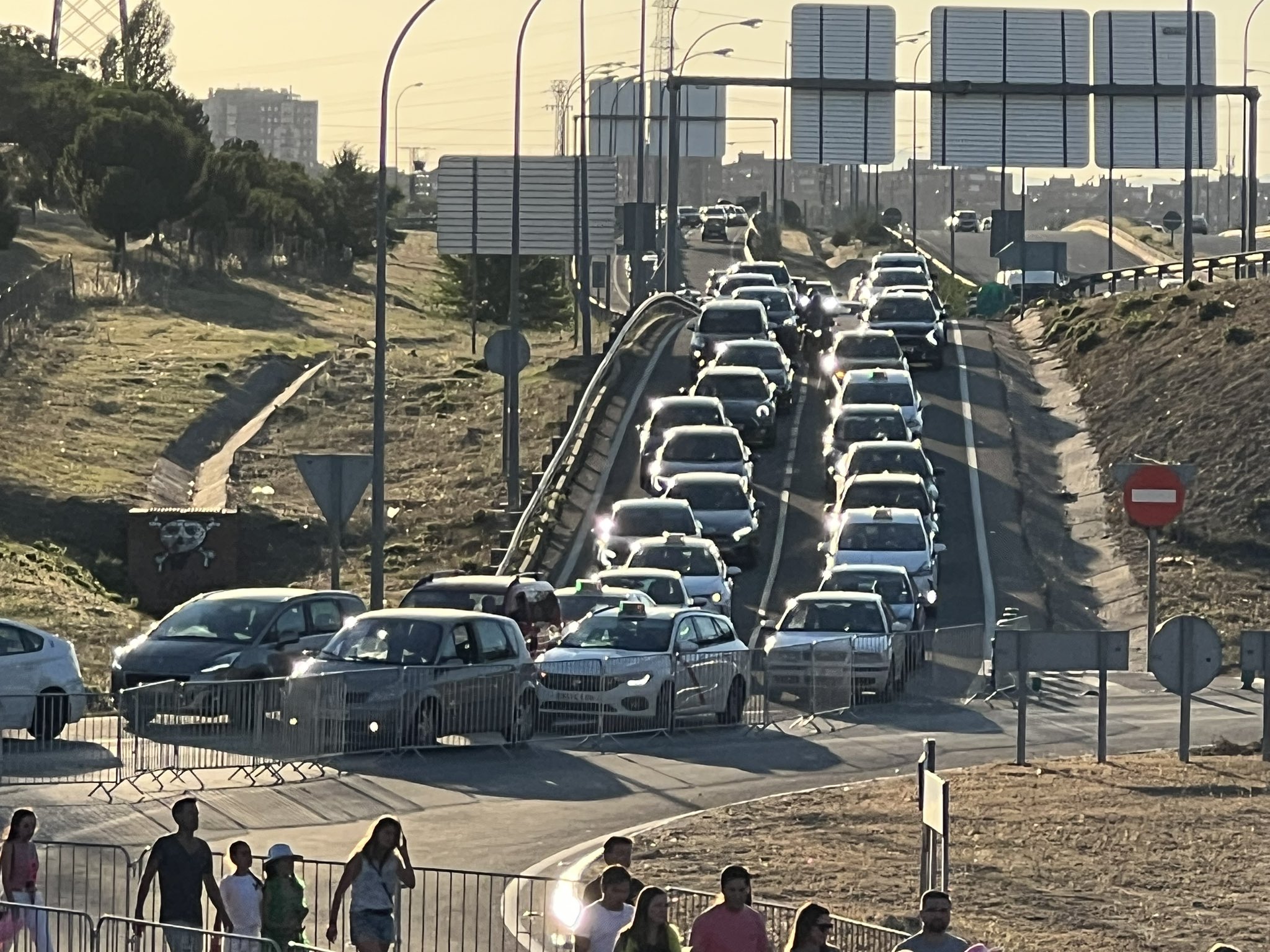 Pedimos la denegación de la licencia del Mad Cool 2026 por un inconsistente plan de movilidad que ni siquiera contempla un espacio de aparcamiento propio