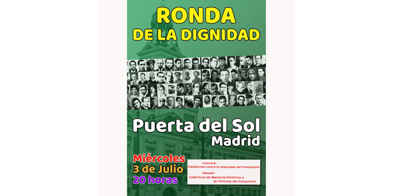 Concentración para pedir una placa en memoria de las víctimas del franquismo en la actual sede del Gobierno regional