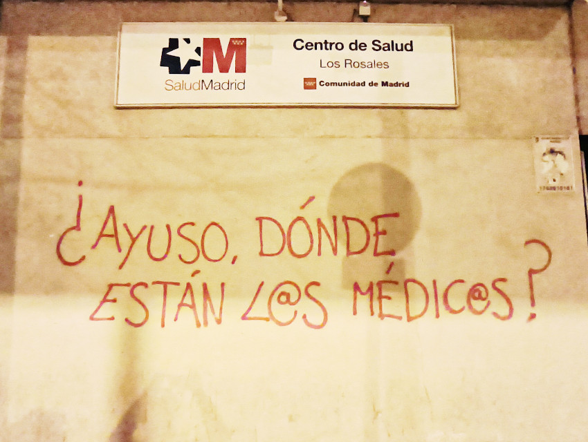 Manifestación hasta la Consejería de Sanidad para protestar por la crítica situación del Centro de Salud Los Rosales de Villaverde