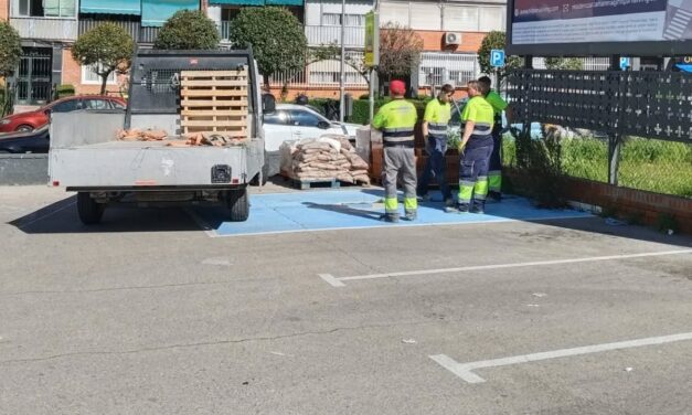 Nueva manifestación para exigir la construcción de un centro de día y un centro de mayores en Aluche