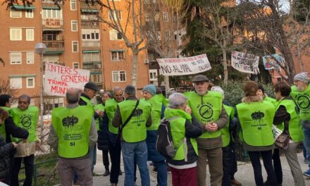 Nueva manifestación por las calles de Saconia (Moncloa-Aravaca) contra el vial de San Gerardo, 11