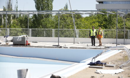 Madrid inicia la temporada de verano con cuatro piscinas públicas municipales cerradas, lo mismo que el año pasado