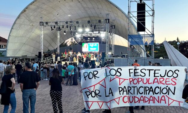 Protesta por el “maltrato sistemático” del concejal David Pérez a asociaciones de Hortaleza