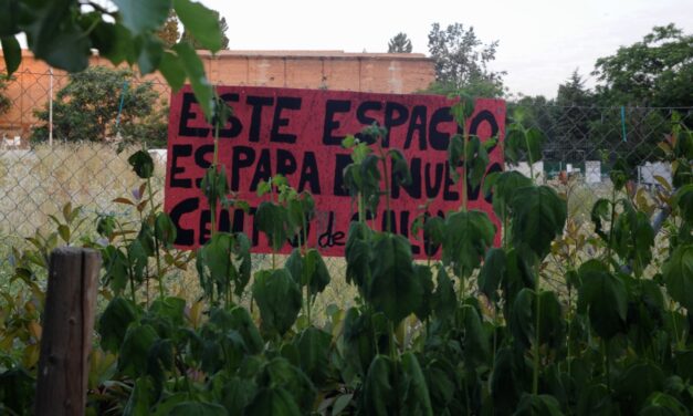 El barrio de Comillas (Carabanchel) se manifiesta por un centro de salud que espera desde hace 22 años