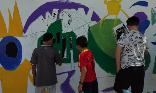 La infancia de Parla defiende la identidad de su ciudad en dos murales