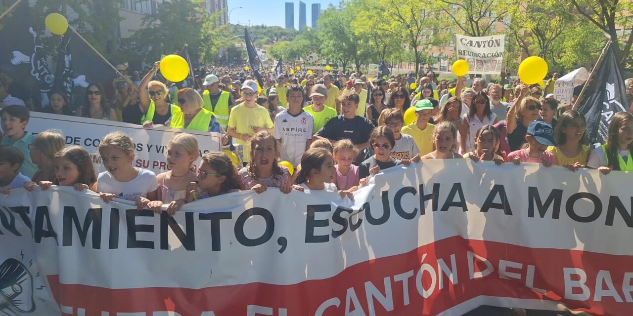 Montecarmelo lo ha vuelto a hacer: 8.000 personas asisten a la quinta manifestación por la reubicación del megacantón