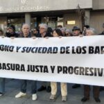 La presión vecinal logra mejoras en la tasa de basuras de Madrid, pero sigue siendo injusta por no vincularla a la renta