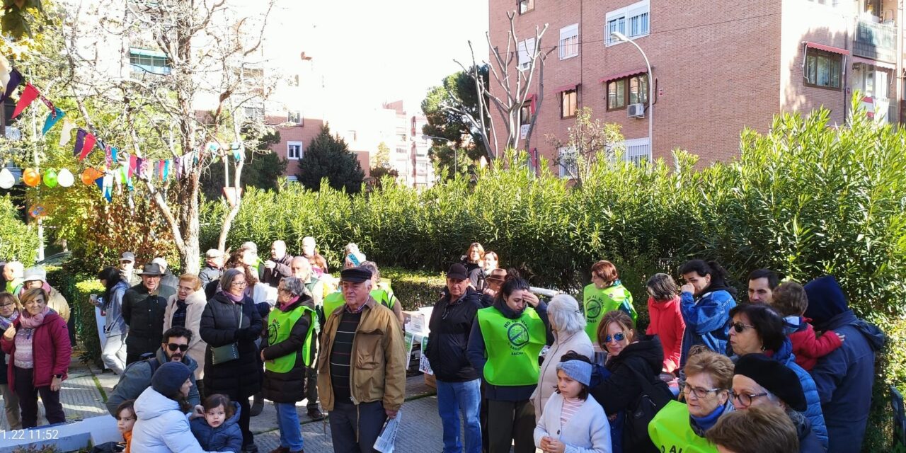 Tercera manifestación por las calles de Saconia (Moncloa-Aravaca) contra el vial de San Gerardo, 11