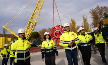 Asociaciones de Carabanchel lamentan una nueva visita de Ayuso a las obras de la línea 11 de Metro de espaldas a la ciudadanía