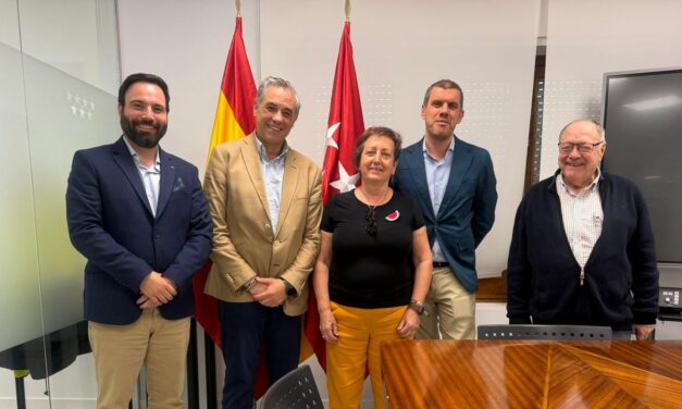 La Comunidad de Madrid demolerá el parking abandonado de la calle Puerto del Milagro (Vallecas) para que el Ayuntamiento construya un equipamiento público