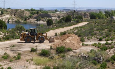 Cadena humana para salvar las lagunas de Ambroz