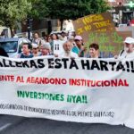 Registran en Cibeles más de 10.000 firmas contra el «abandono institucional» de Puente de Vallecas