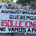 La vecindad de San Blas sale de nuevo a la calle para reclamar un barrio limpio, seguro y con futuro